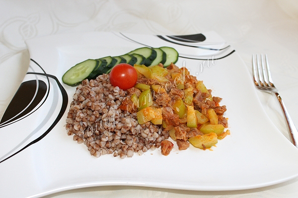 Рецепт кабачков, тушеных с говядиной