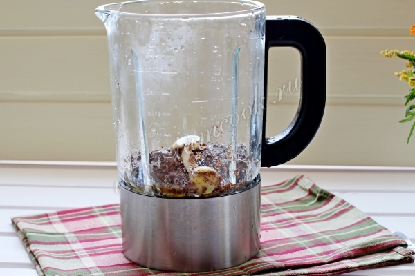 Печень с чесноком в блендере