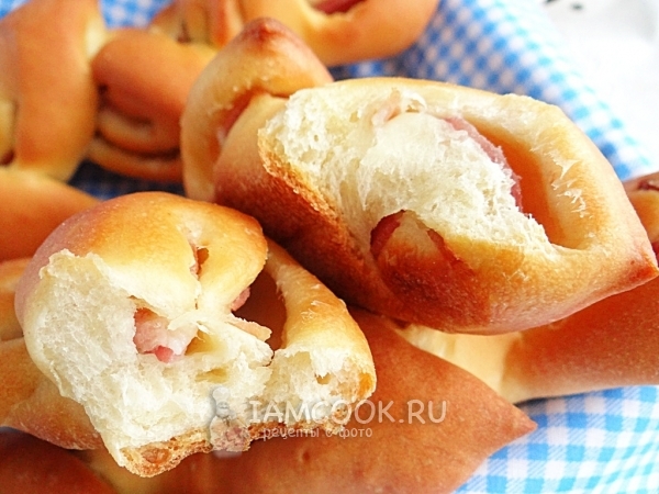 Готовый хлеб с беконом «Колоски»