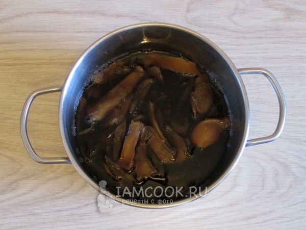 Сварить грибы