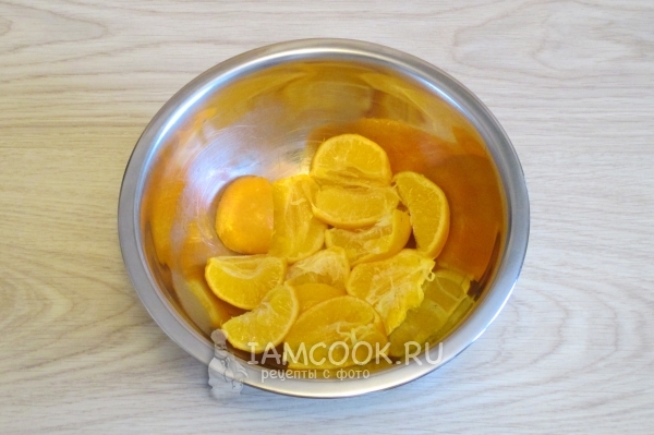 Порезать мандарины