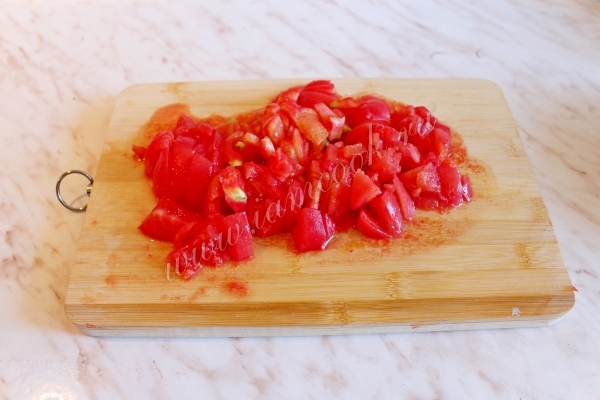 Помидоры резанные