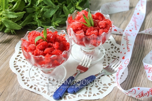 Фото клубничной граниты