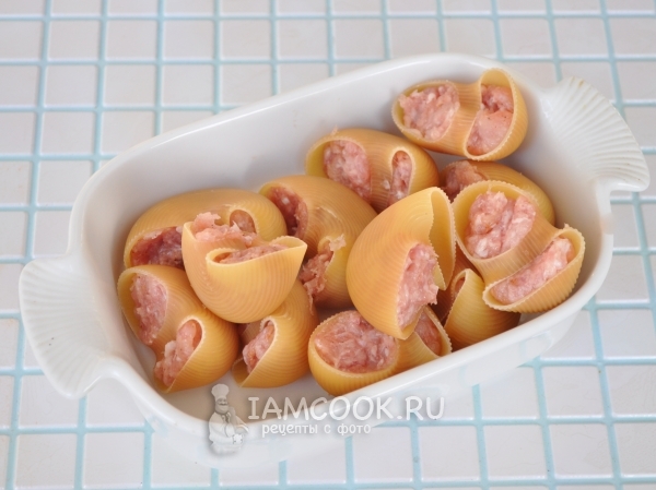 Нафаршировать макароны