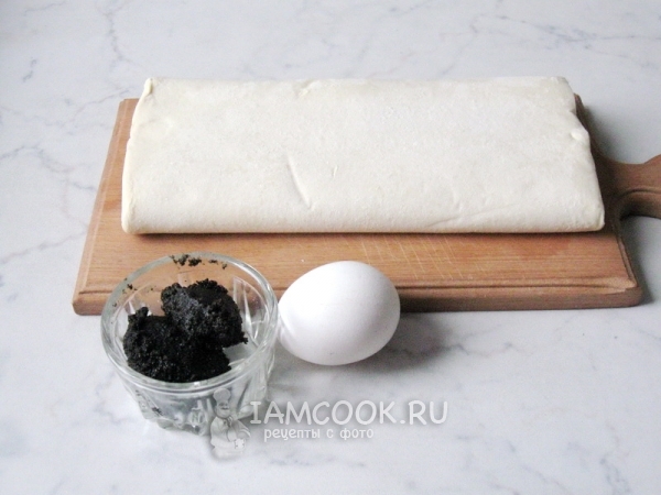 Ингредиенты для слоеных рулетиков с маком