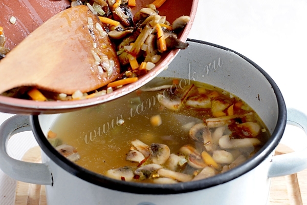 Обжарка для грибного супа