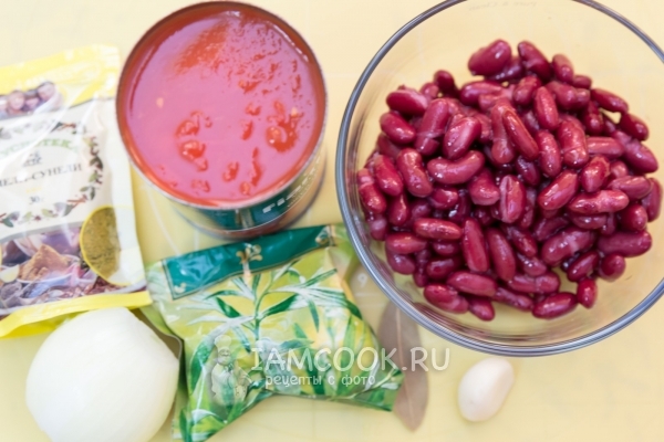 Ингредиенты для фасоли в томатном соусе