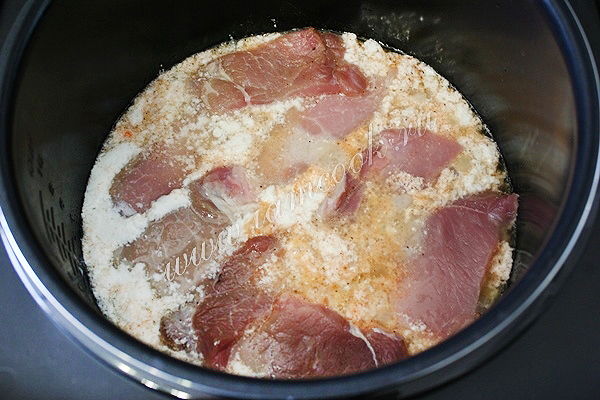 Свинина тушеная в кефире