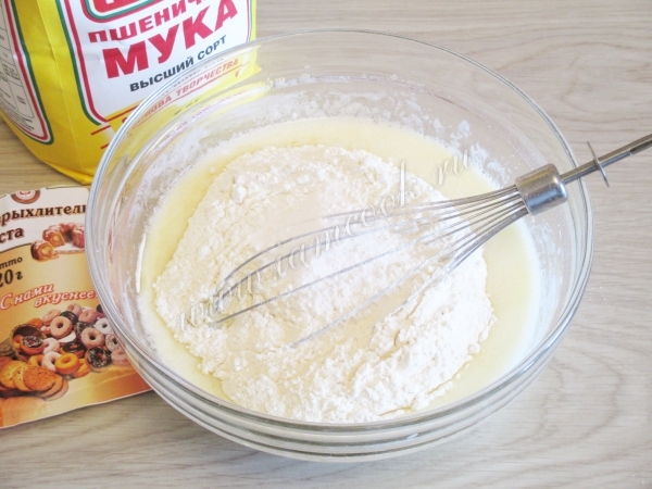 Мука со взбитыми яйцами