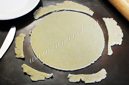 Формируем корж для торта Рыжик