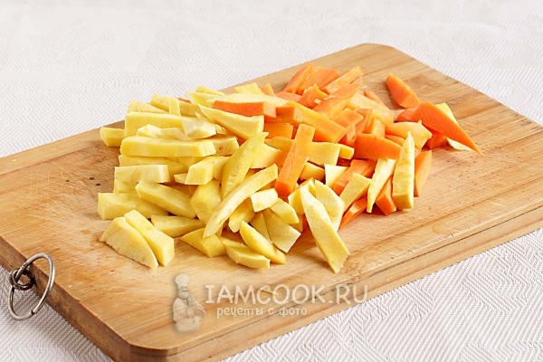 Порезать морковь