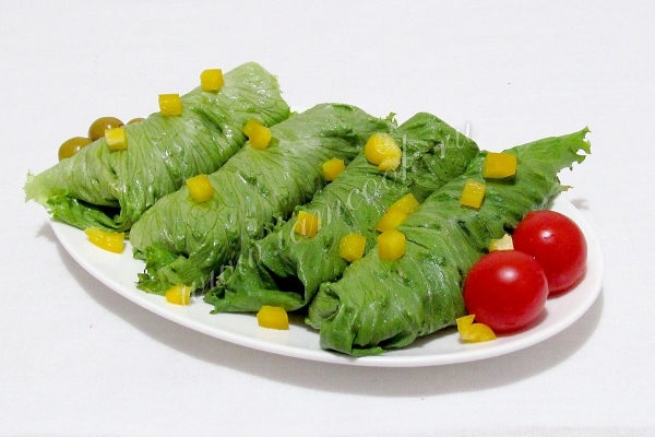 Готовим салатные рулетики с говядиной и овощами