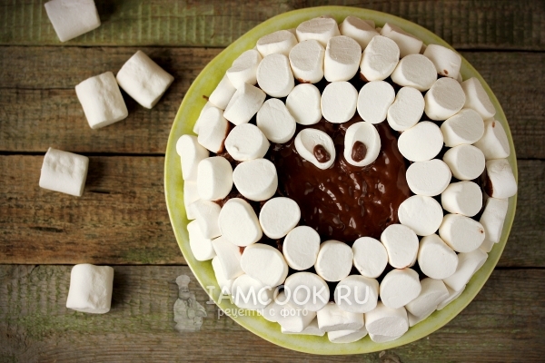 Оформляем пирог овечка