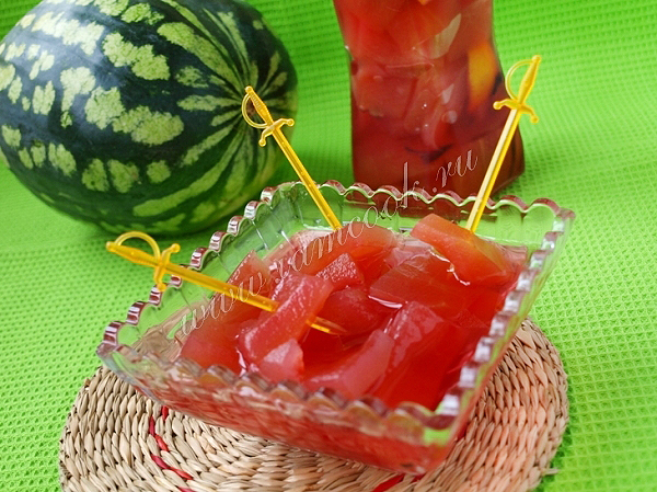 Маринованные арбузные корки