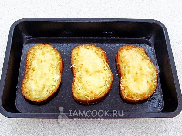 Запечь гренки