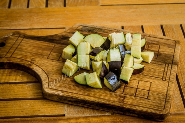 Баклажаны порезанные