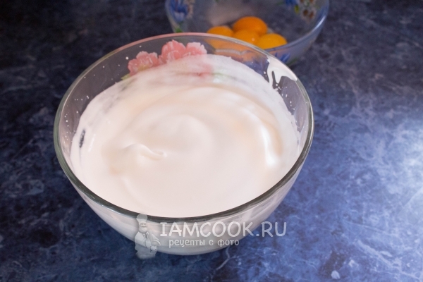 Взбить белки