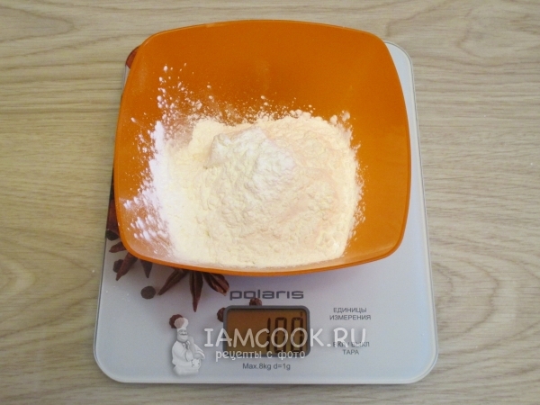 Мука и крахмал на весах