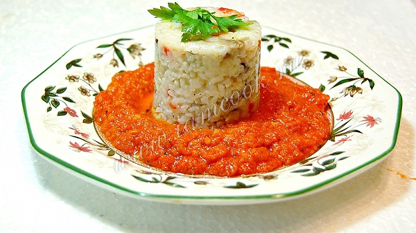 Вкусный рис с грибами и соусом