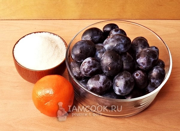 Ингредиенты для слив в сиропе на зиму