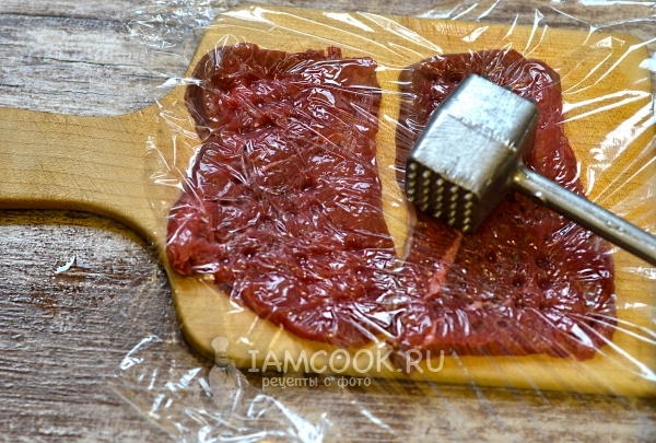 Отбить мясо