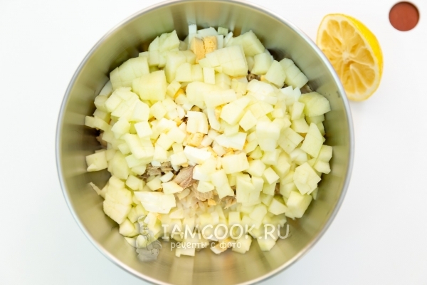 Положить яблоко