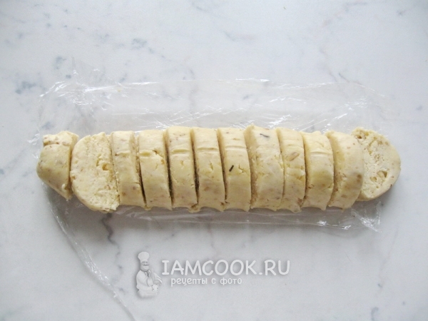 Порезать тесто