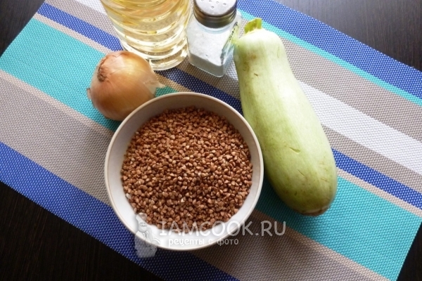 Ингредиенты для гречневой каши с кабачком