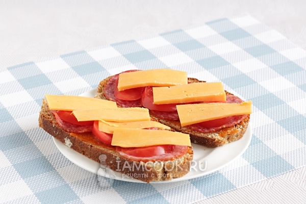 Сыр на бутербродах