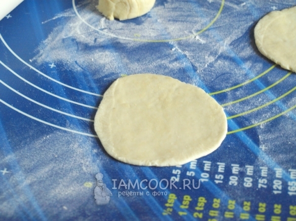 Раскатать тесто