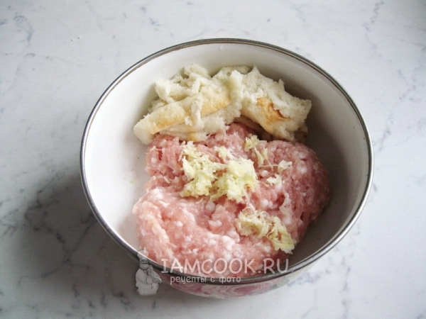 Добавить чеснок