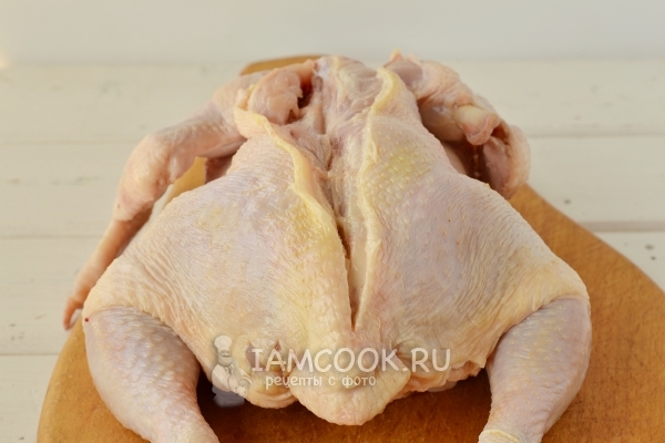 Помыть курицу