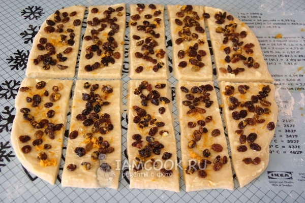 Выложить начинку