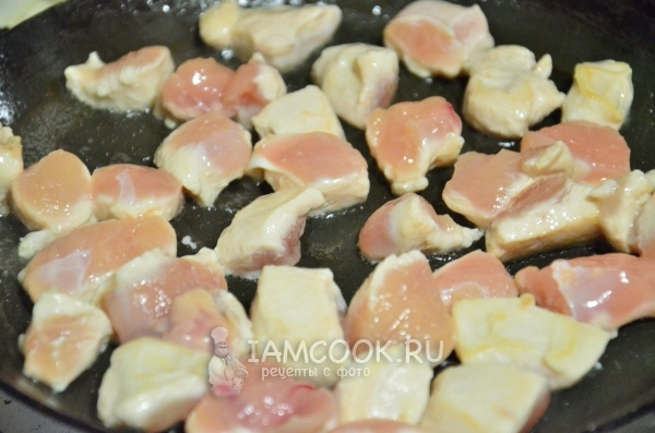 Обжарить мясо