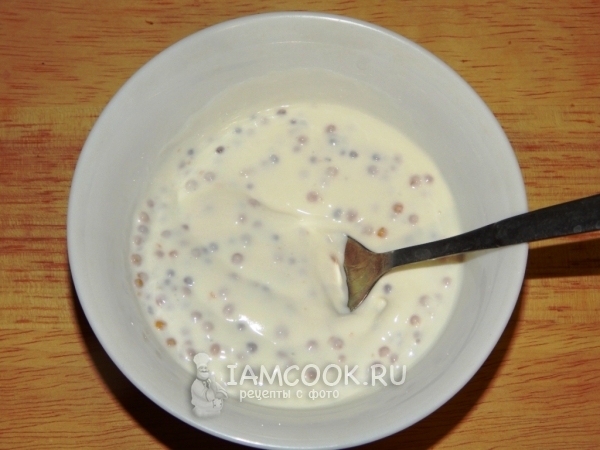 Соединить горчицу и сметану