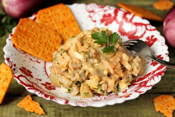 Рецепт салата с курицей и баклажанами