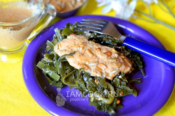 Фото орехового соуса для салата