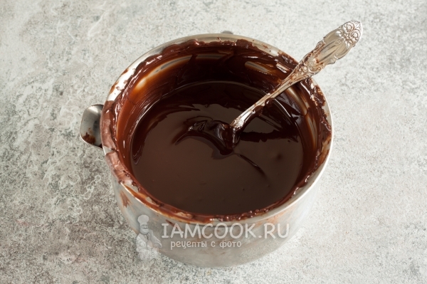 Растопить шоколад