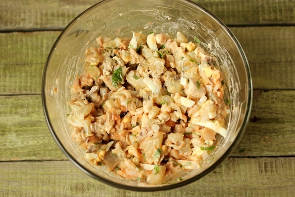 Перемешать салат