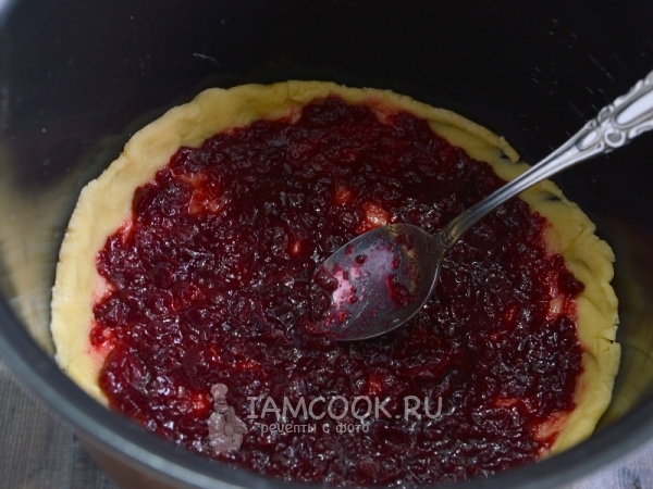 Выложили варенье