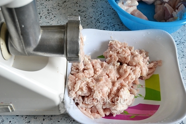 Перекрутить мясо на мясорубке