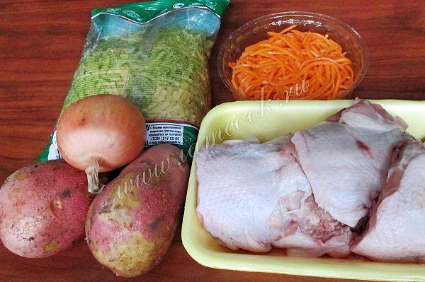 Ингредиенты для куриного супа в мультиварке