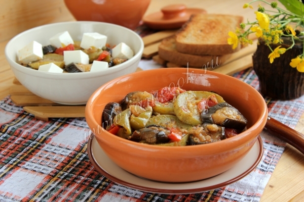 Рецепт баклажанов тушеных с овощами