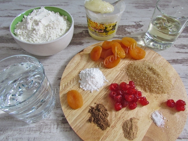 Ингредиенты для постного медового пирога