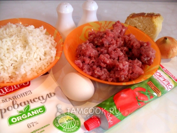 Ингредиенты для нежных тефтелей в духовке