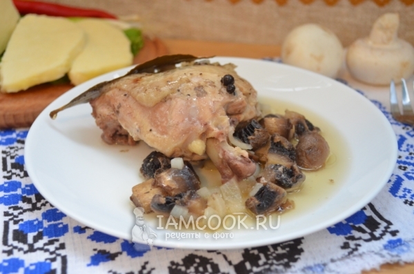 Фото курицы с шампиньонами в мультиварке