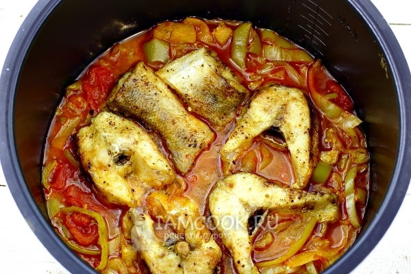 Рецепт тушёной рыбы с овощами