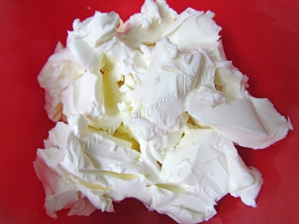 Масло с творожным сыром