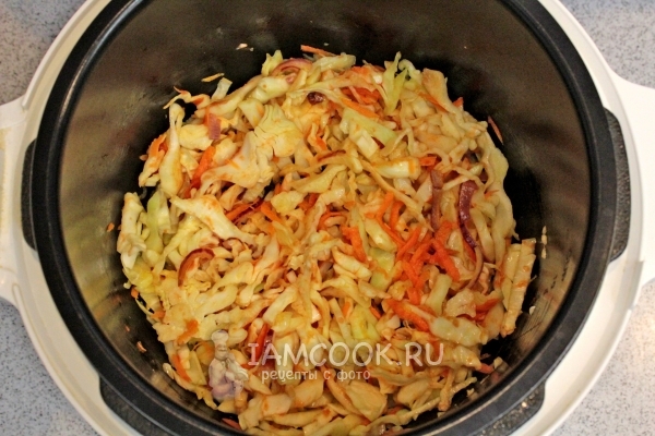 Положить овощи в мультиварку