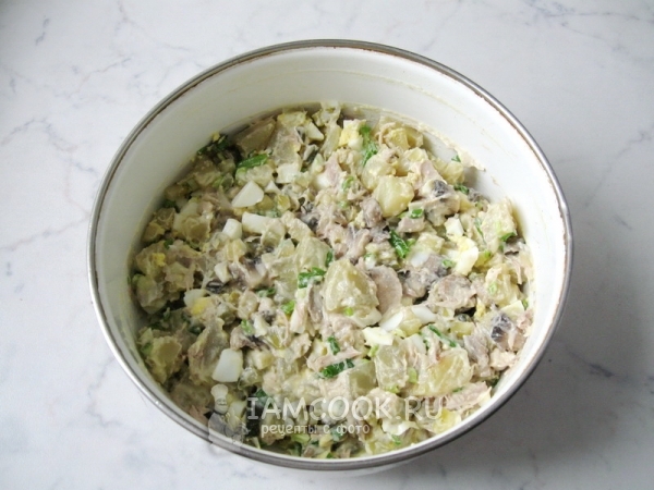 Перемешать салат